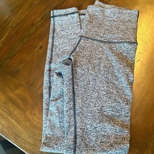 Lululemon legging 28”